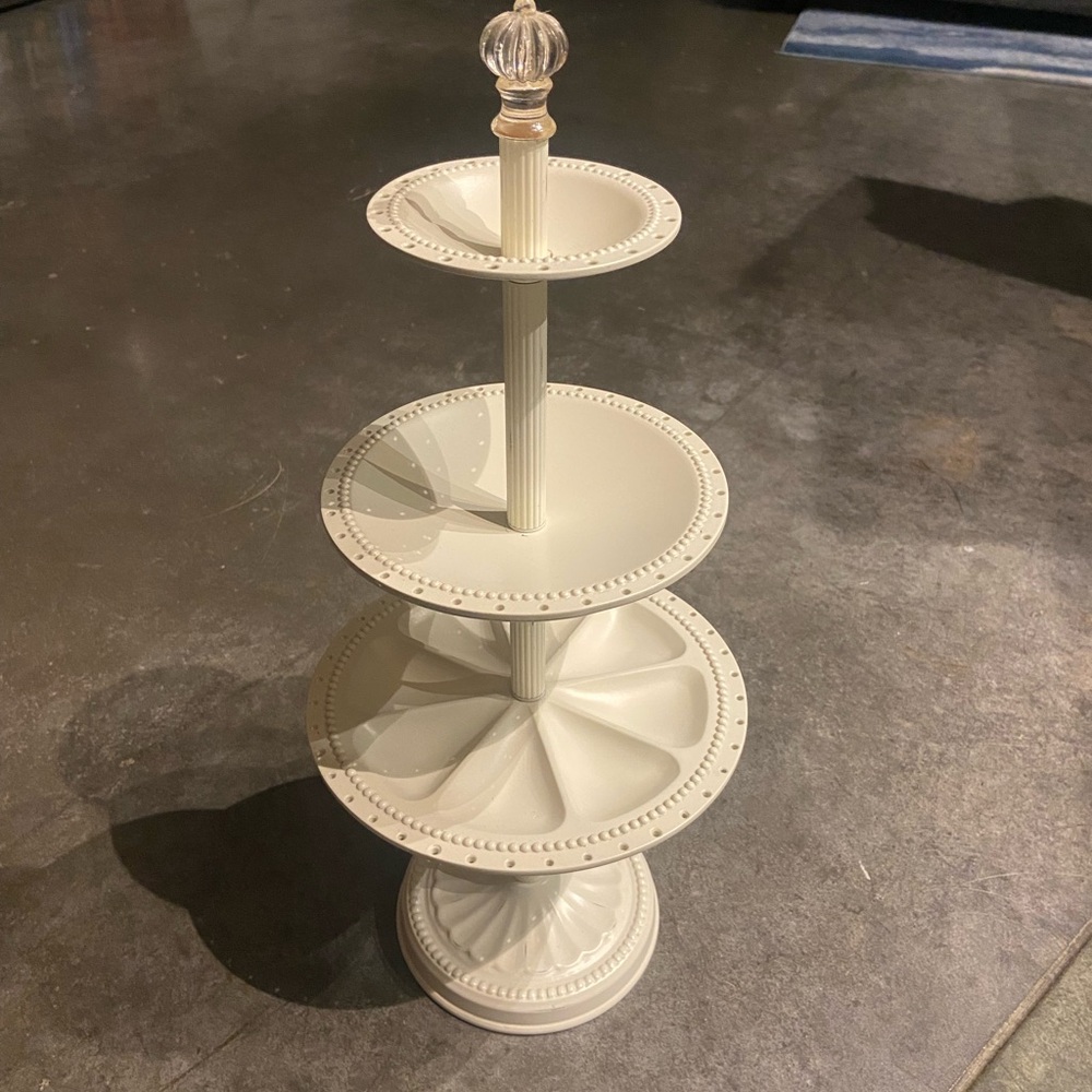 Vintage Pottery Barn Cream Tiered Jewelry Stand